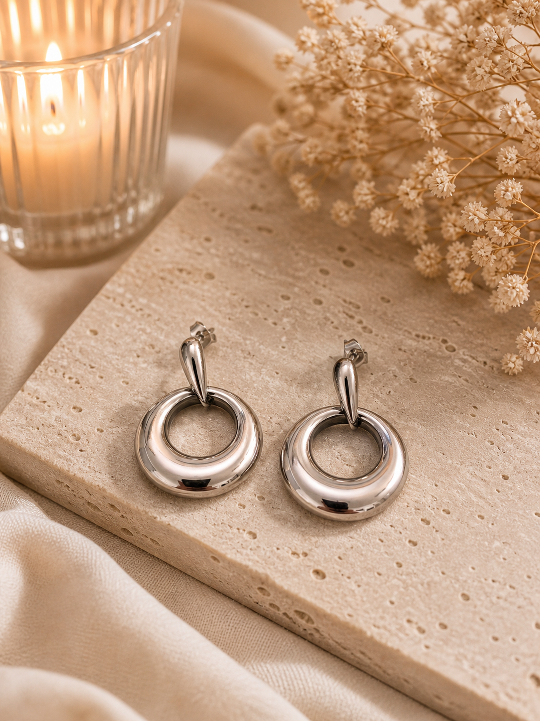 Boucles d’oreilles- Anneaux argentés
