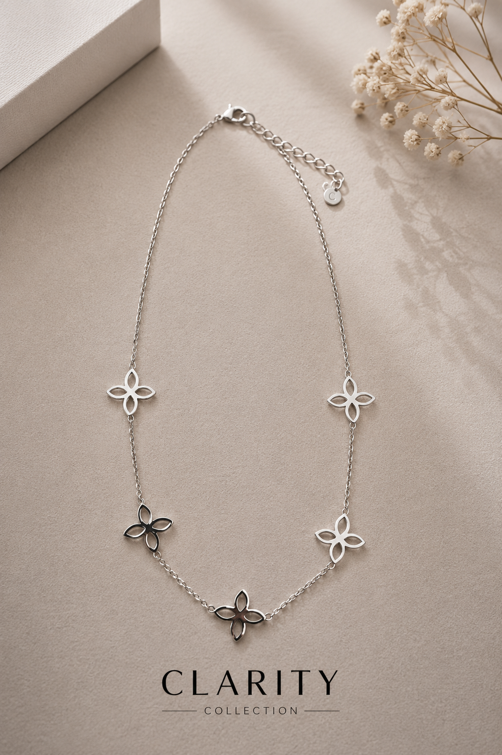 Collier - Fleurs argentées